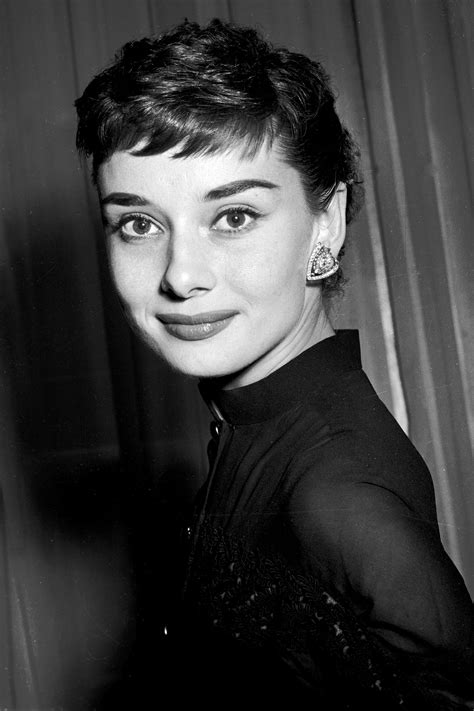 audrey hepburn short hair photos.